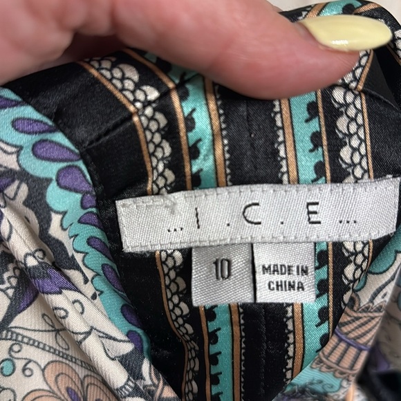 I.C.E Blue and Black Plunge V Neck back satin paisley Sleeveless Dress belted 10 - Picture 9 of 14